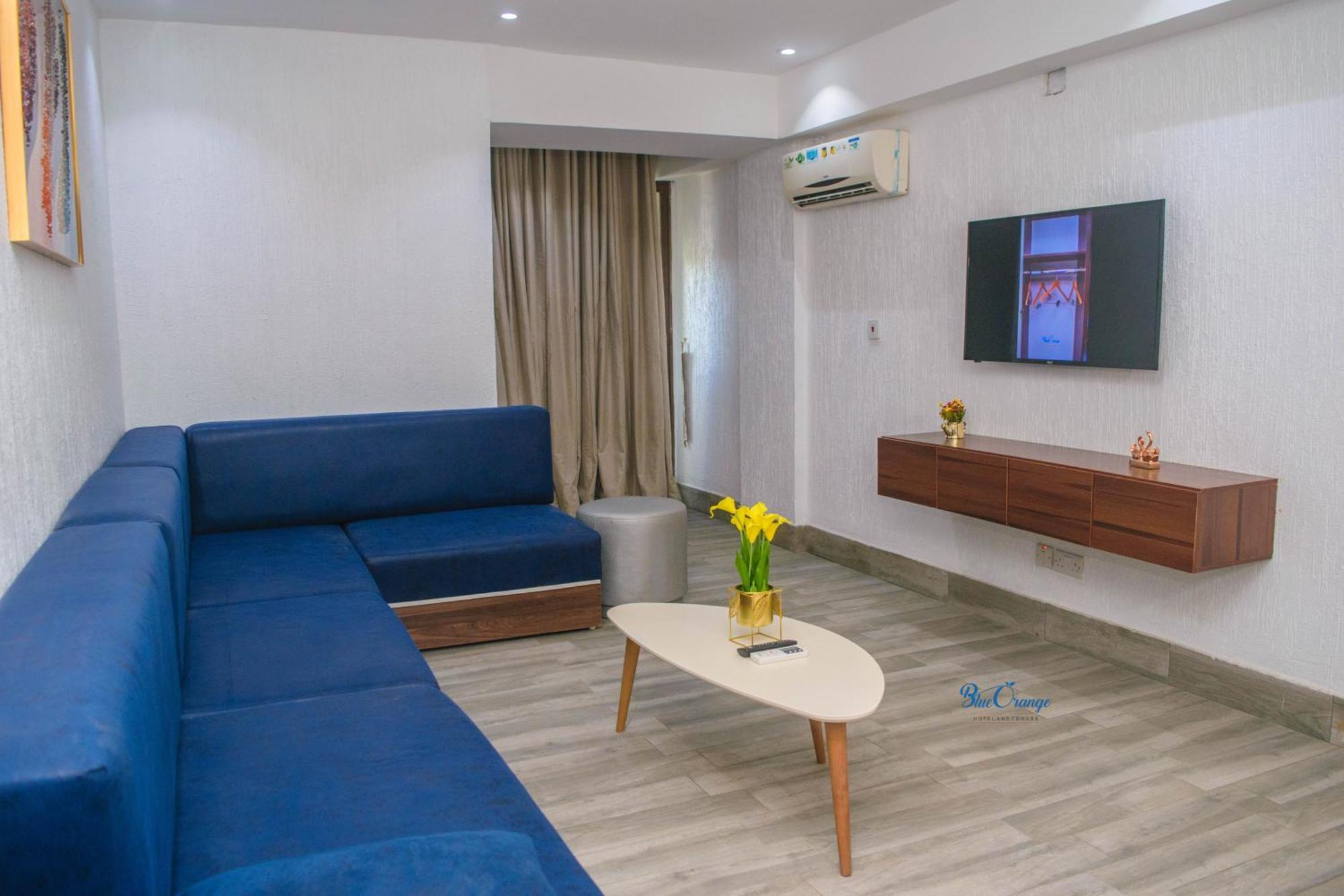 Blue Orange Hotel And Towers Shomolu Екстер'єр фото