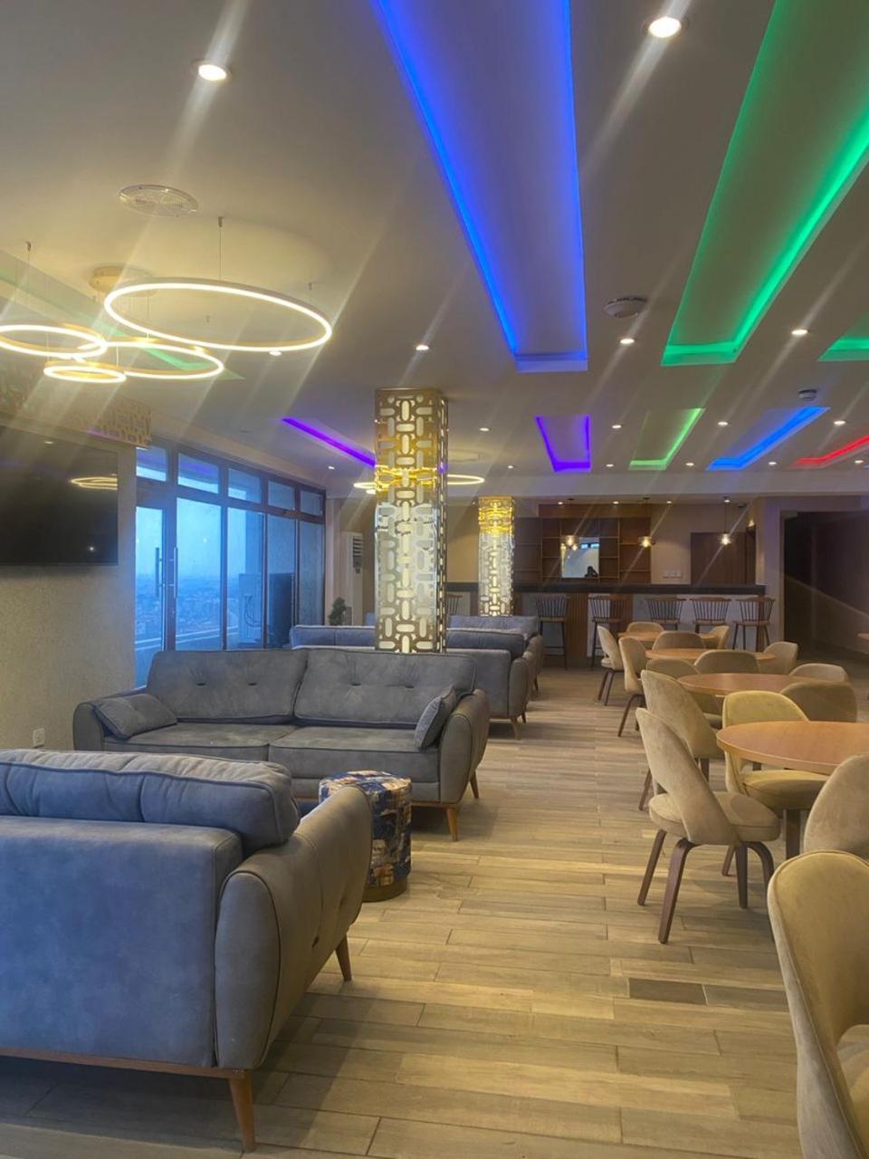Blue Orange Hotel And Towers Shomolu Екстер'єр фото